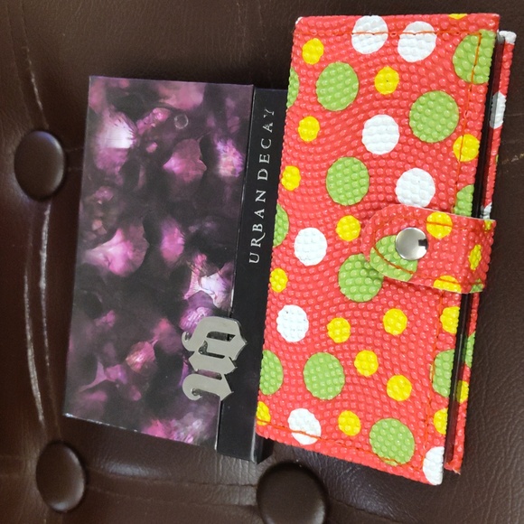 Eyeshadow makeup - Picture 4 of 4